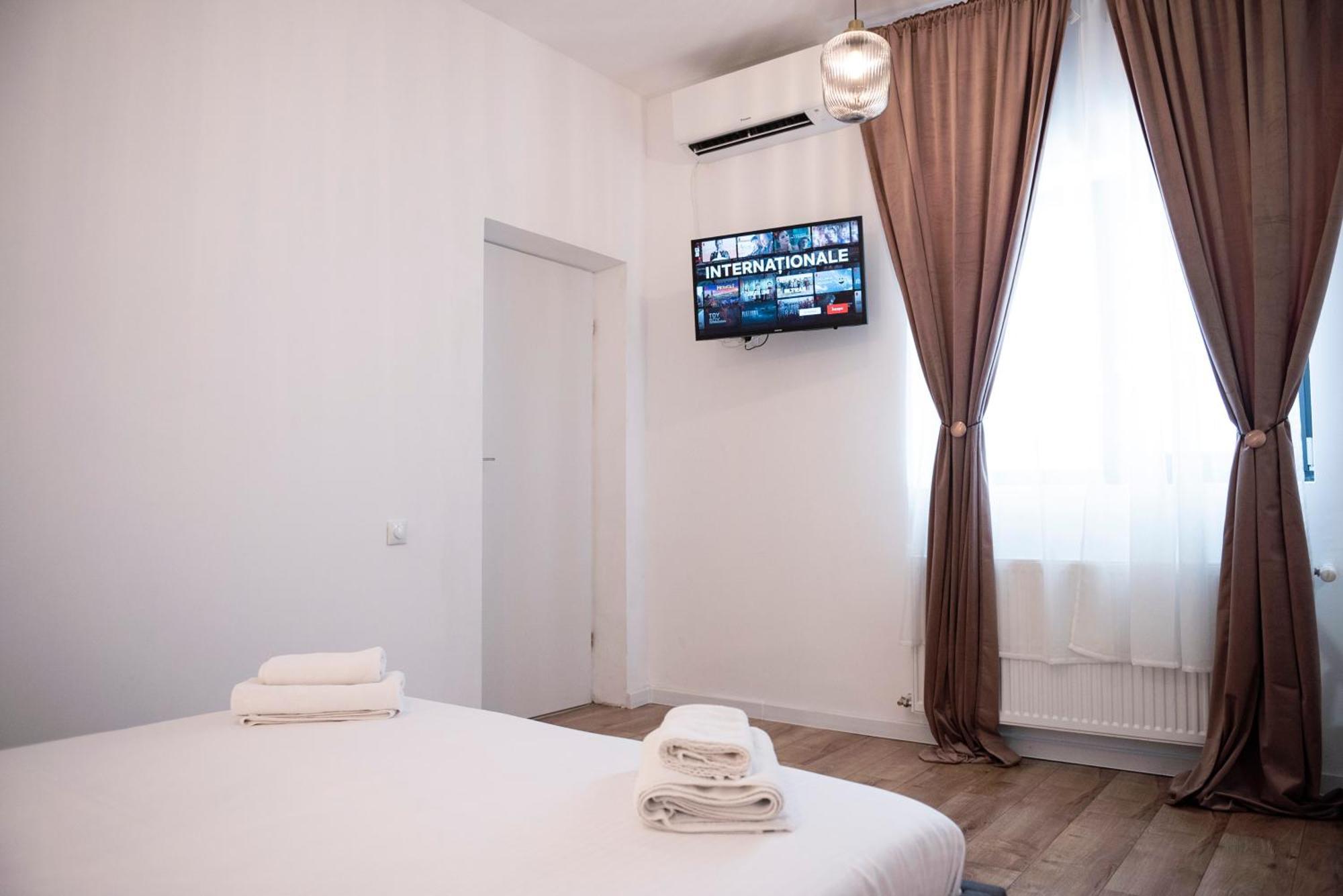Lazynest * Bucharest