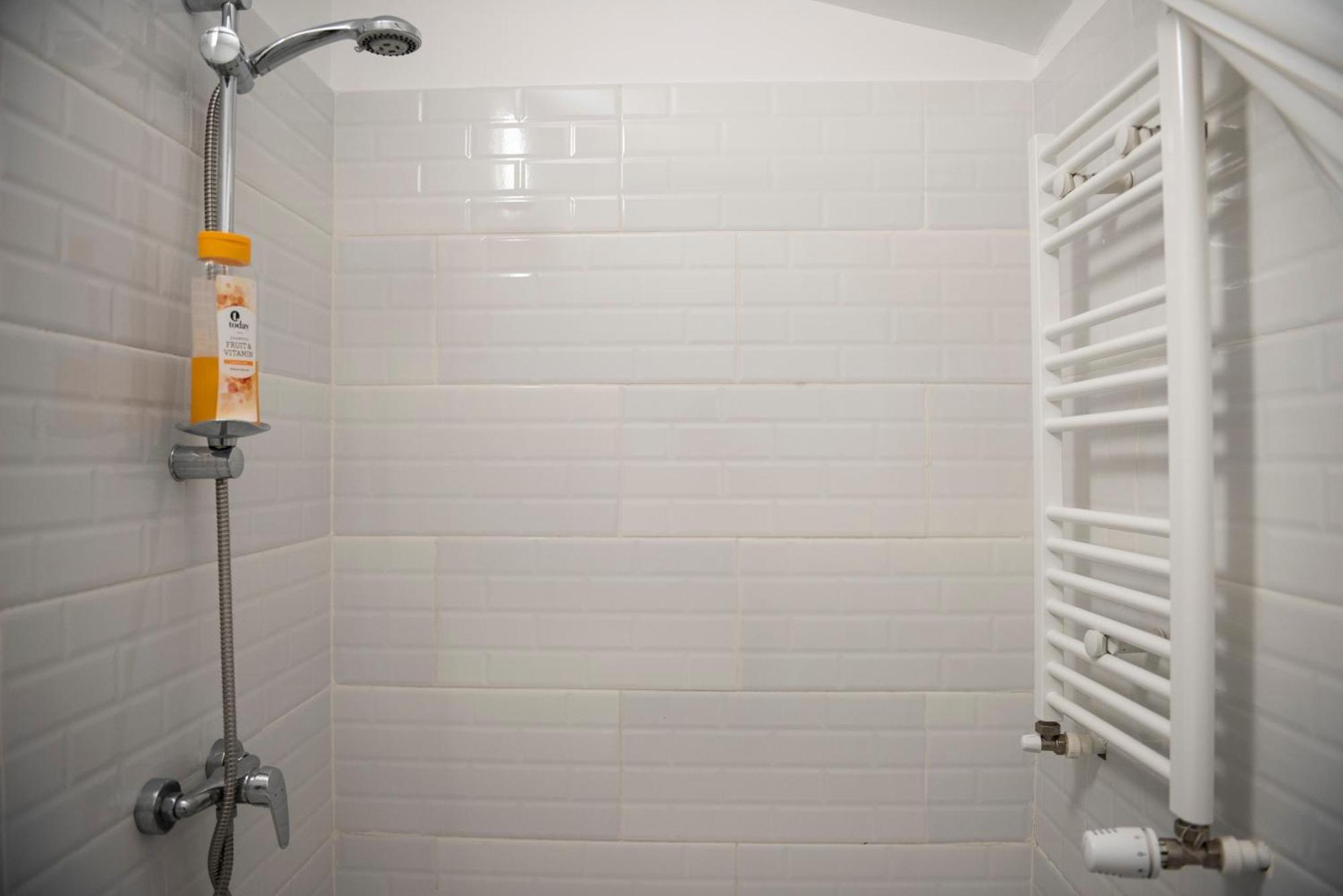 Hotel de apartamente Lazynest Bucureşti
